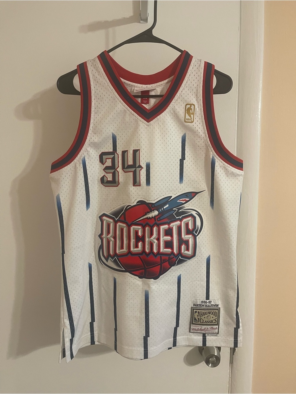Mitchell & Ness Houston Rockets Hakeem Olajuwon Jersey